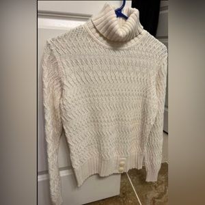Ann Taylor sweater size small!